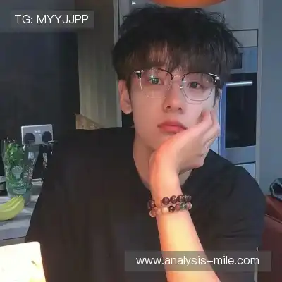 秋焰蓓
